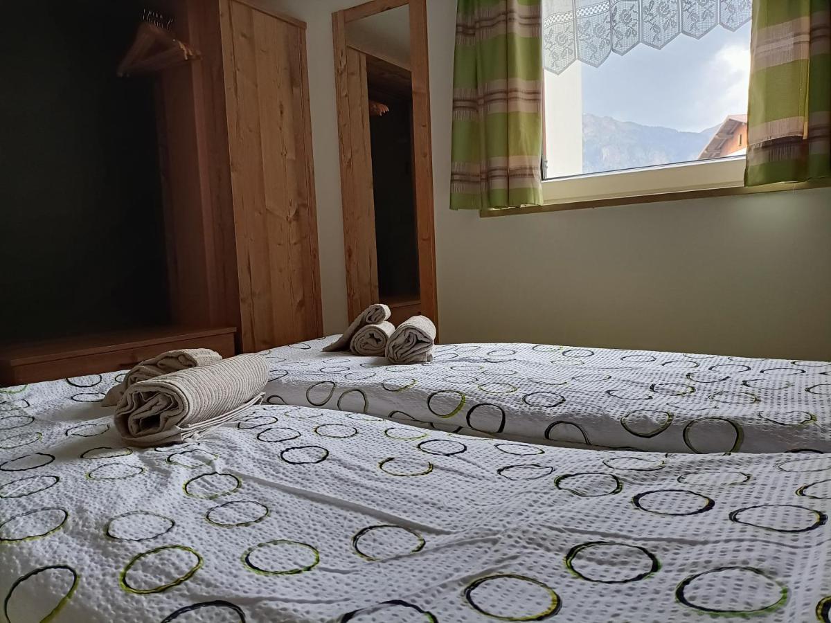 Ferienwohnung Casa Paola Pozza di Fassa Exterior foto