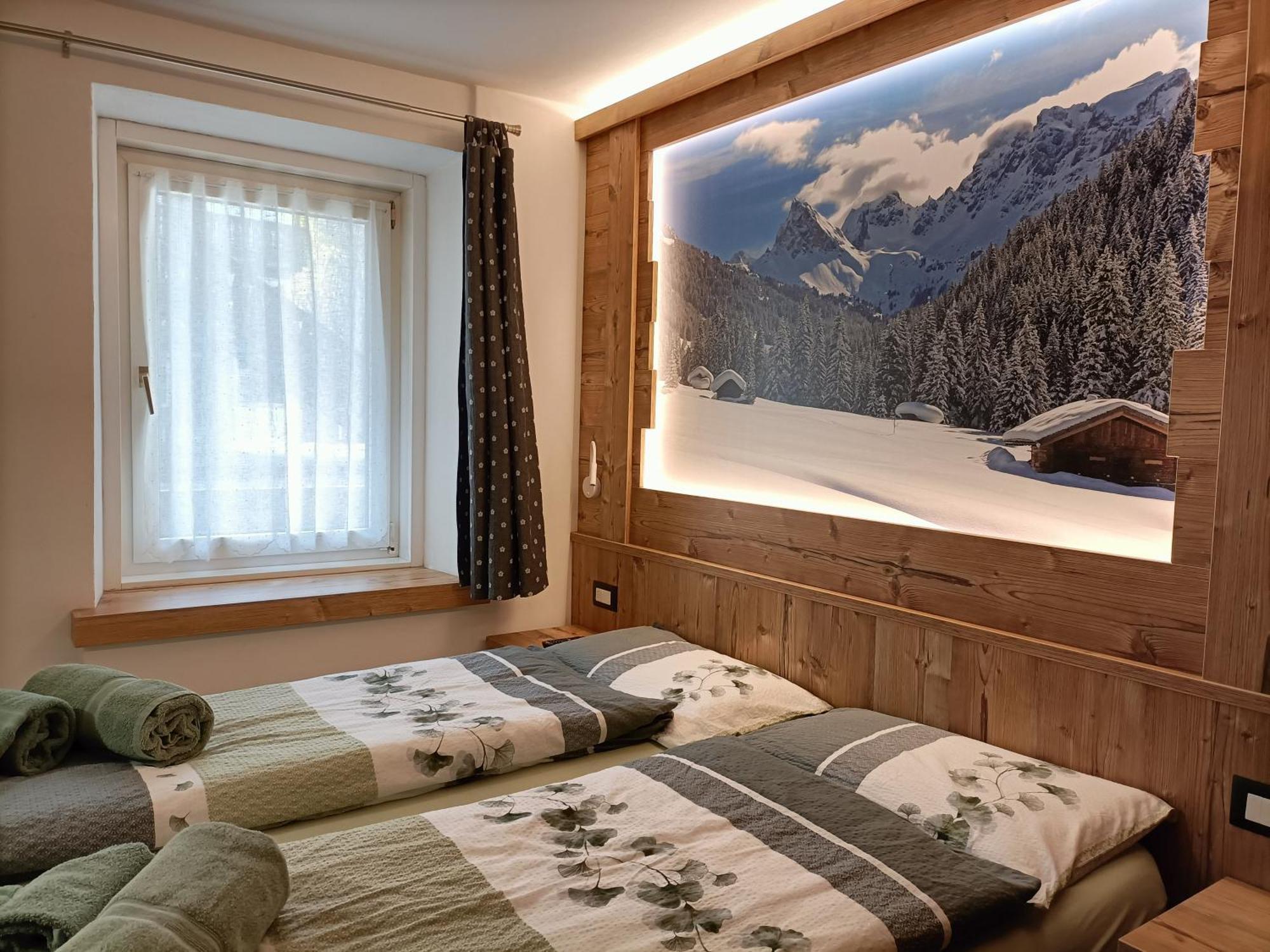 Ferienwohnung Casa Paola Pozza di Fassa Exterior foto